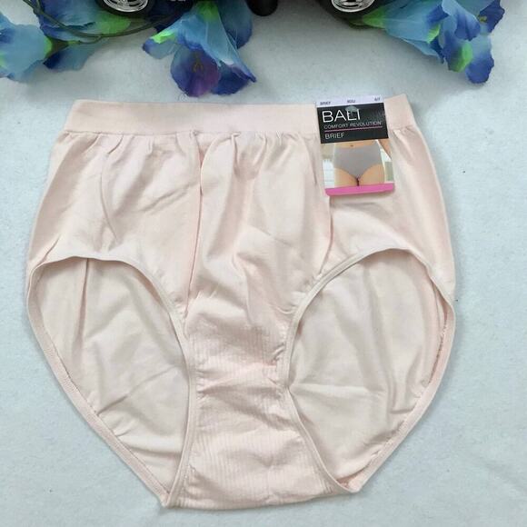 Bali NWT Comfort Revolution Seamless Brief Panties Women 6/7 - Picture 5 of 11